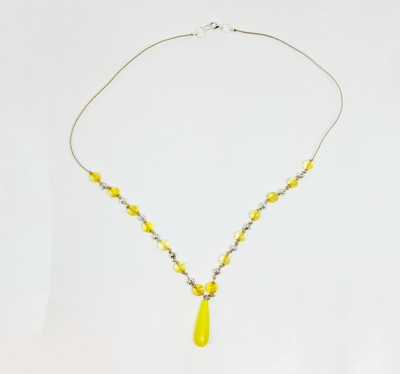 Colar em Cristal Amarelo, Jade, Peças Folheadas a Prata