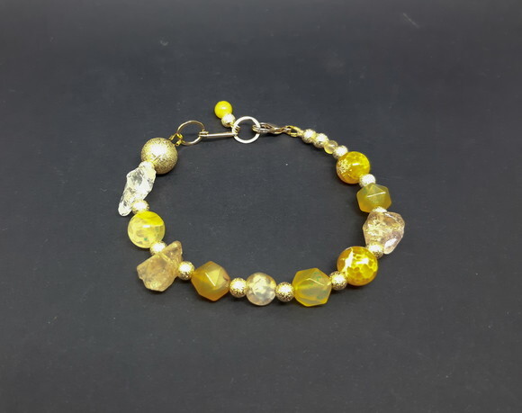 Pulseira em Citrino, Ágata, Jade Amarela e Peças Folheadas