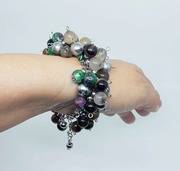 Pulseira em Diversas Pedras Naturais e Aço Inox