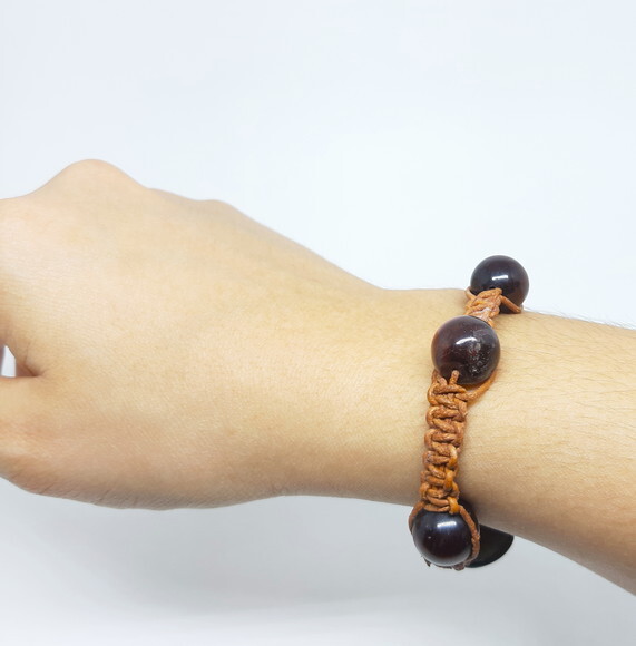 Pulseira Em Macramê Com Pedras Naturais Olho De Boi