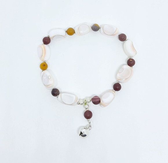 Pulseira em Madrepérola Natural Rosada, Jaspe e Folheados