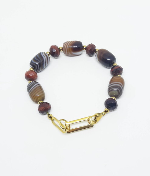 Pulseira em Pedras Naturais e Aço Inoxidável Dourado