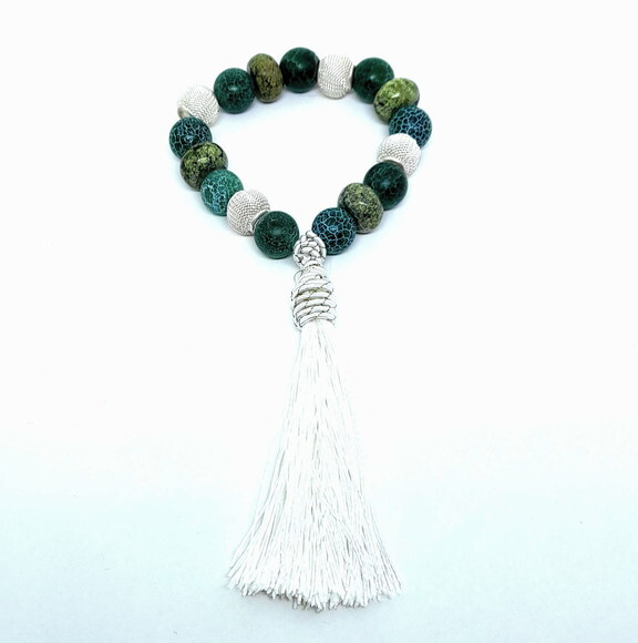 Pulseira Shambala em Pedras Naturais, Tassel e Folheados