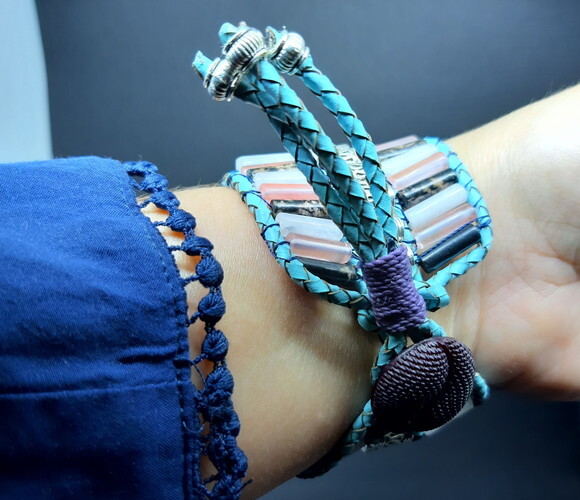 Pulseira tipo Chan Luu em pedras naturais