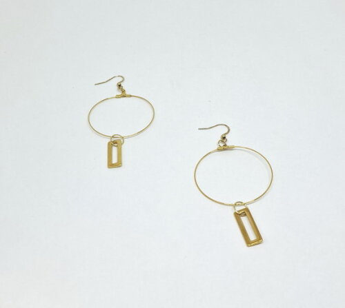 Brincos de Argola em Aço Inox Dourado com Pingente