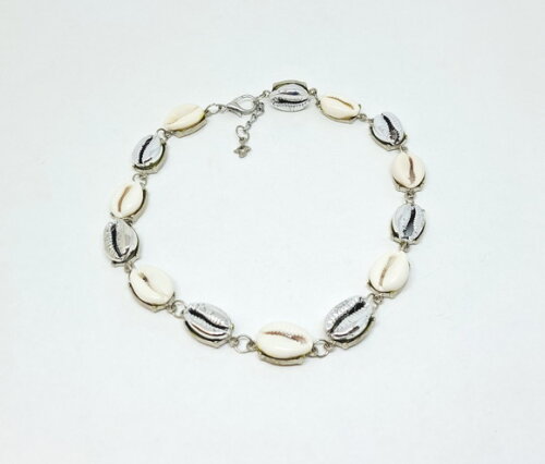 Colar Choker em Búzios Naturais e Búzios Prateados