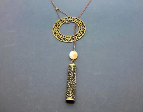 Colar Em Ágata E Ouro Velho