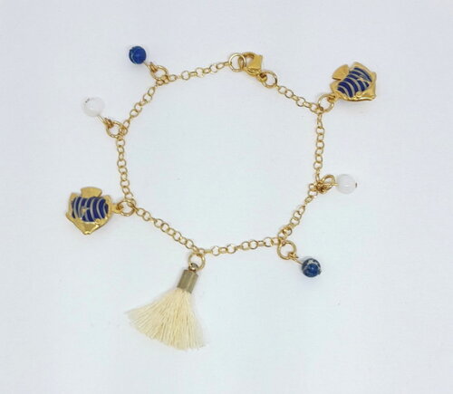 Pulseira em Aço Dourado com Madrepérolas, Tassel e Pedras