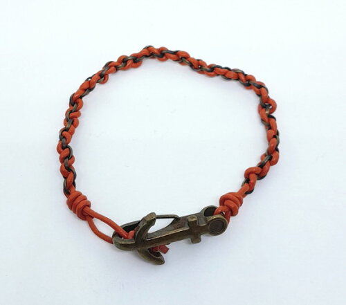 Pulseira em Couro Natural Indiano Alaranjado e Ouro Velho