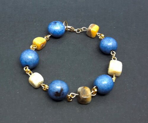 Pulseira em Peças Folheadas a Ouro, Sementes e Pedras