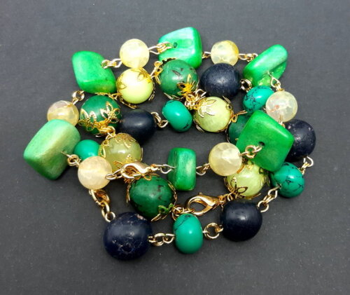 Pulseira folheada com ágatas craqueladas e osso
