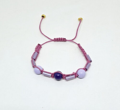 Pulseira Shambala Cor de Rosa com Peças em Acrílico e Resina