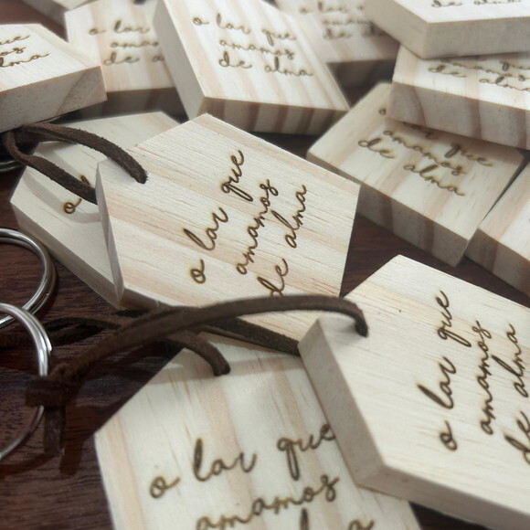 Chaveiro de Madeira Pinus Personalizado Ideal p/ Arquitetos