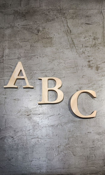 Letras Em Pinus
