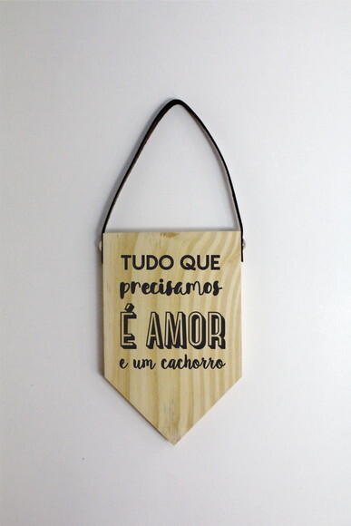 Placa Amor E Cachorro em Madeira Pinus