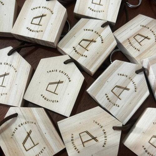 Chaveiro de Madeira Pinus Personalizado Ideal p/ Arquitetos