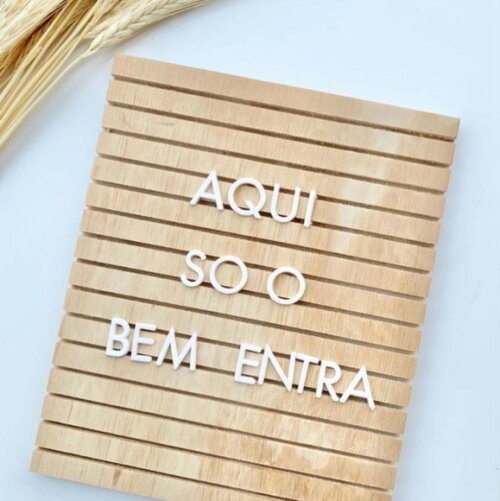 Quadro Letterboard em Madeira Pinus 50x40