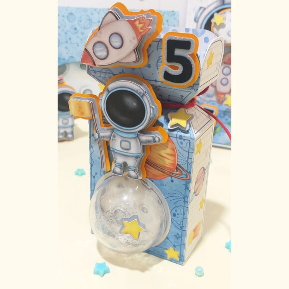 Caixa Meia Bala com Apliques 3d - Festa Luxo Astronauta