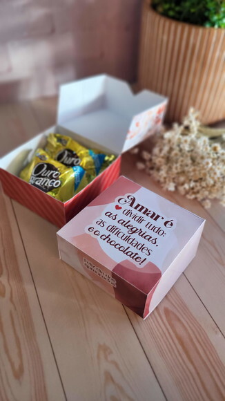Caixa Versátil para Doces ou Pequenos Presentes - Namorados