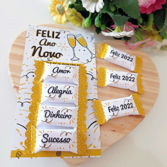 Card com 4 Balinhas - Ano Novo 2025