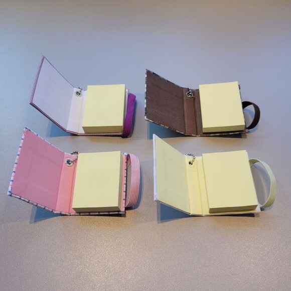 Chaveiro de Post-it - Capa Dura - Tecido