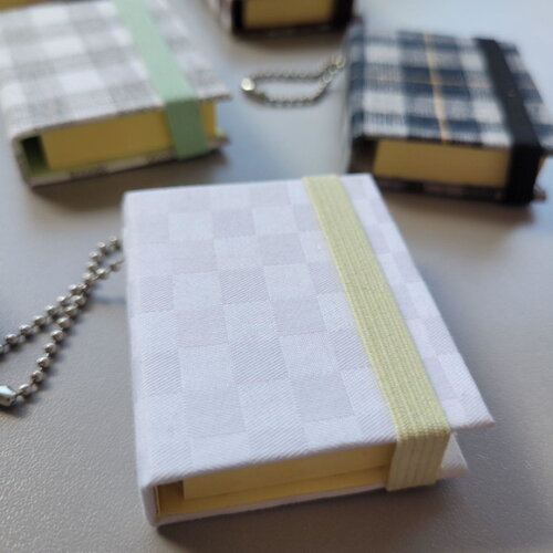 Chaveiro de Post-it - Capa Dura - Tecido