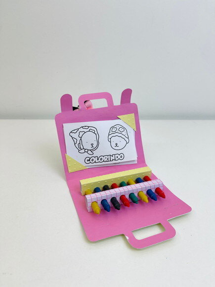 Maleta de Colorir - com Giz e Desenhos