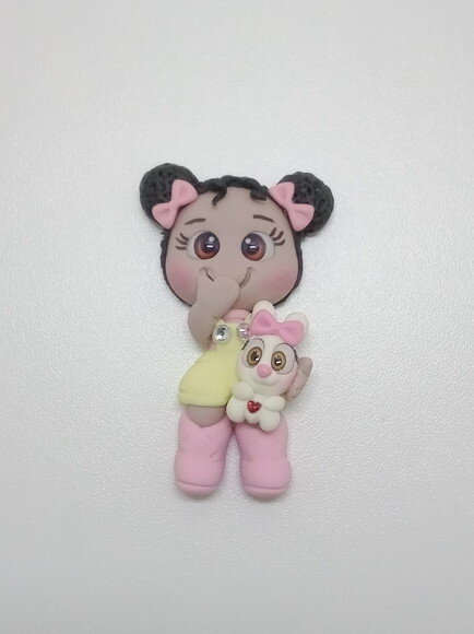 Aplique Biscuit Menina Morena com Coelhinho - 3 Unidades