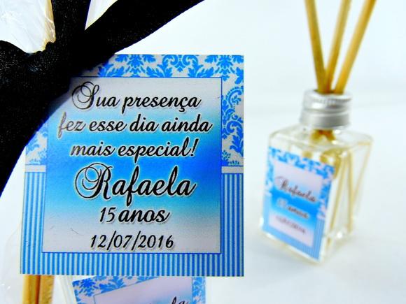 Lembrancinha 15 Anos Mini Aromatizador