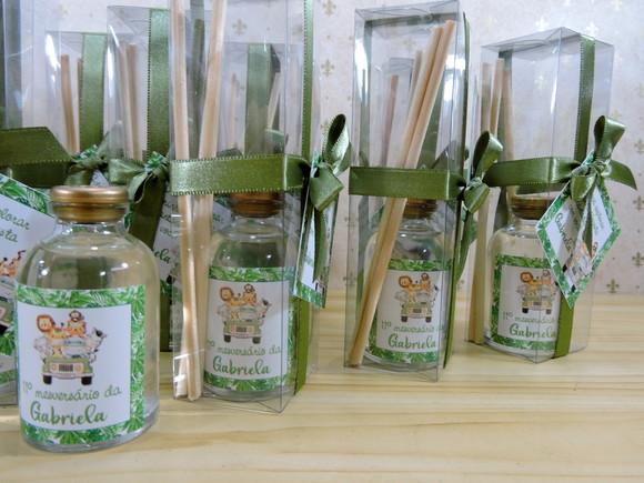 Lembrancinha Aniversário Mini Aromatizador Varetas Caixinha