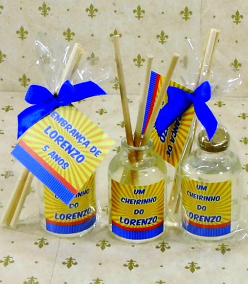 Lembrancinha Aniversário Mini Difusor Aromatizador Varetas