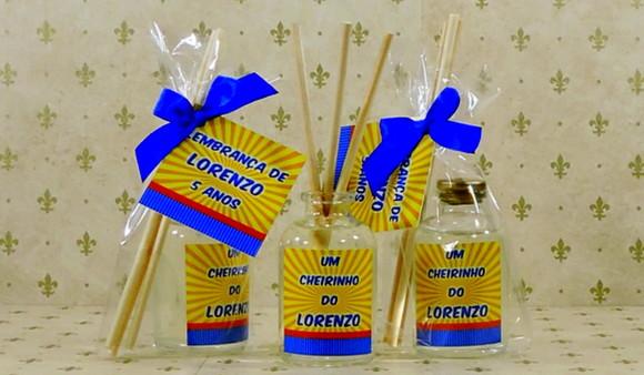 Lembrancinha Aniversário Mini Difusor Aromatizador Varetas