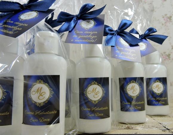 Lembrancinha Brinde Bisnaga Álcool Gel Hidratante Casamento