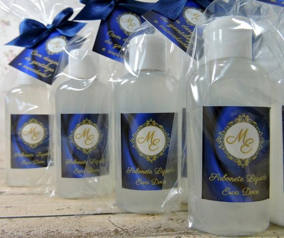 Lembrancinha Brinde Bisnaga Álcool Gel Hidratante Casamento