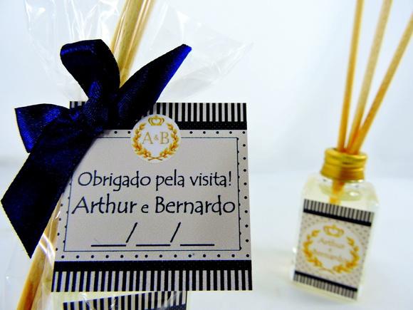 Lembrancinha Coroa Dourada Mini Difusor