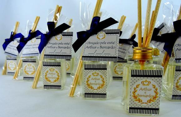 Lembrancinha Coroa Dourada Mini Difusor