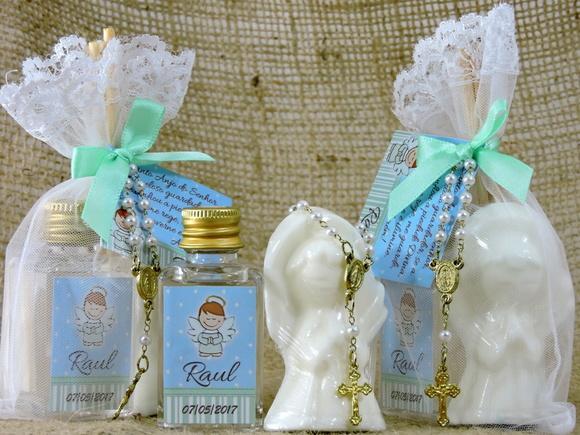 Lembrancinha de Batizado Anjinho, Difusor com Mini Terço