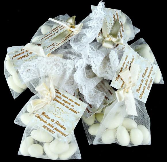 Lembrancinha de Bodas de Pérolas Amêndoas da Sorte