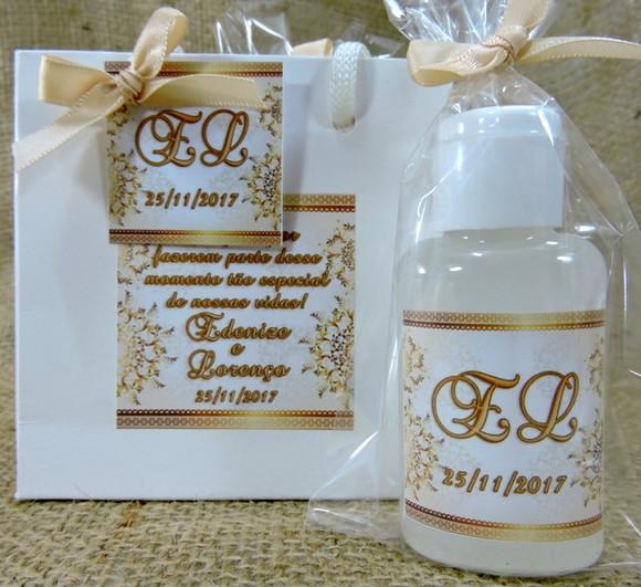 Lembrancinha de Casamento Bisnaga na Sacola Branca