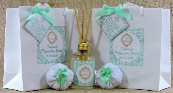 Lembrancinha de Casamento com Mini Difusor e 2 Sachês