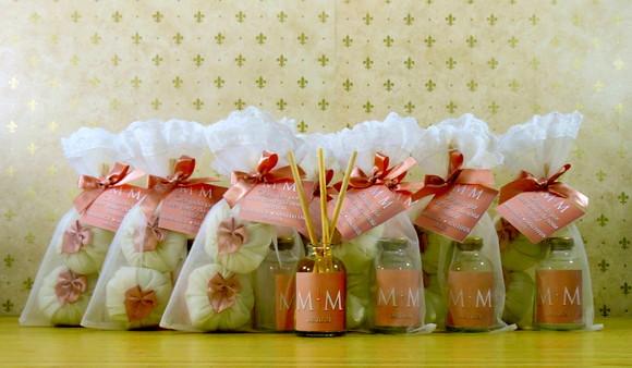 Lembrancinha de Casamento Dois Sachês e Mini Difusor Rosê