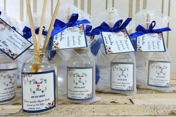 Lembrancinha de Casamento Dois Sachês e Mini Aromatizante
