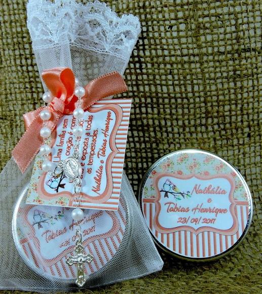 Lembrancinha de Casamento Latinha com Mini Terço
