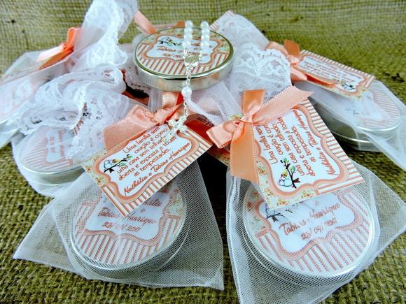 Lembrancinha de Casamento Latinha com Mini Terço