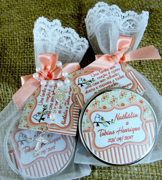 Lembrancinha de Casamento Latinha com Mini Terço
