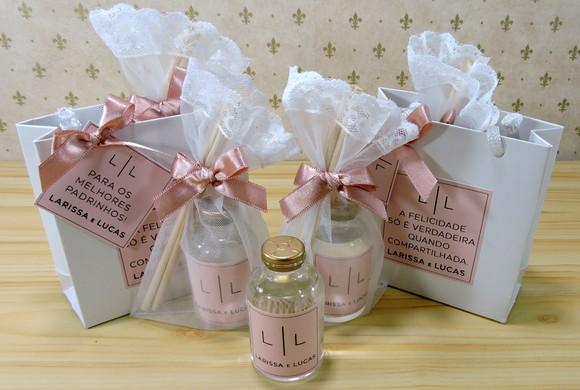 Lembrancinha de Casamento Mini Aromatizante na Sacolinha