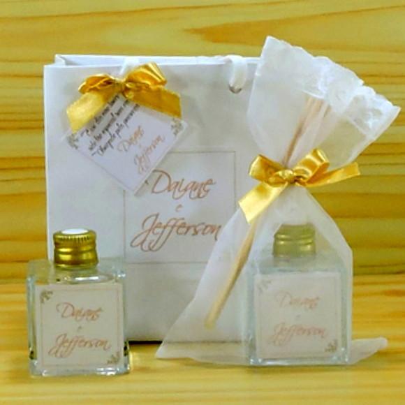 Lembrancinha de Casamento Mini Aromatizante Sacolinha Branca