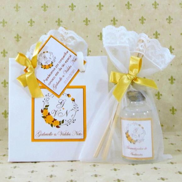 Lembrancinha de Casamento Mini Difusor na Sacolinha