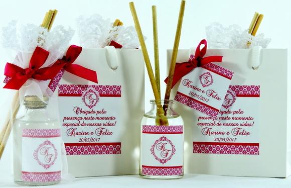 Lembrancinha de Casamento Mini Difusor na Sacolinha Branca