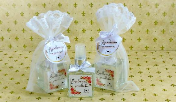 Lembrancinha de Casamento Mini Home Spray Organza Cheirinho